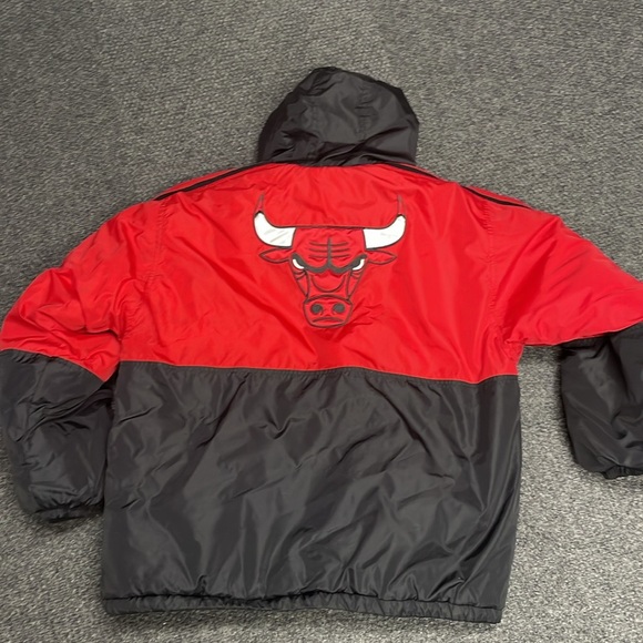 STARTER NBA Chicago Bulls Youth Jacket Red Black Vintage 90s 00s Large - Picture 7 of 7